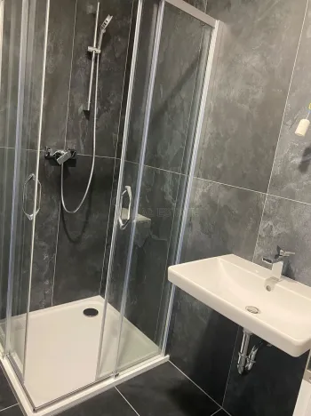 Pronájem bytu 1+kk, Brno, Komárovská, 33 m2