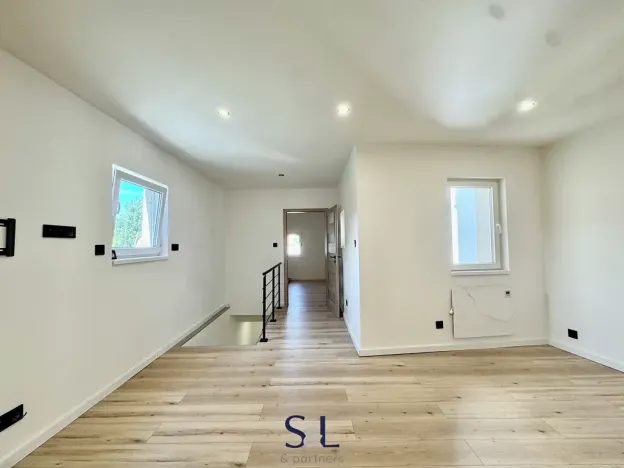 Pronájem bytu 2+kk, Jablonec nad Nisou, Nádražní, 55 m2