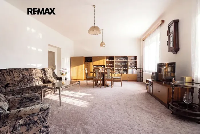 Prodej vícegeneračního domu, Praha - Vokovice, Půlkruhová, 385 m2