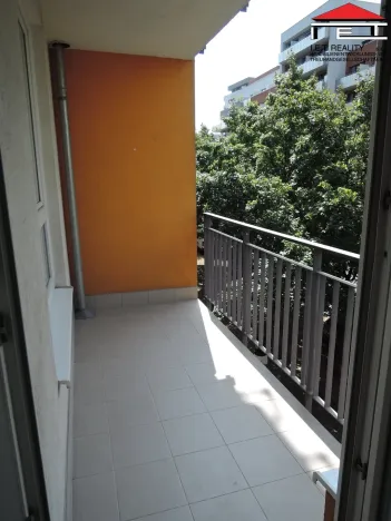 Pronájem bytu 3+kk, Praha - Vysočany, Kabešova, 82 m2