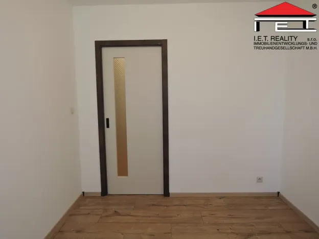 Pronájem bytu 3+kk, Praha - Vysočany, Kabešova, 82 m2