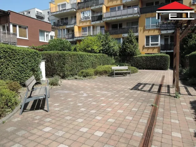 Pronájem bytu 3+kk, Praha - Vysočany, Kabešova, 82 m2