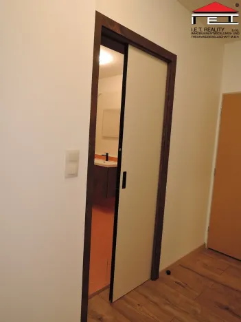 Pronájem bytu 3+kk, Praha - Vysočany, Kabešova, 82 m2