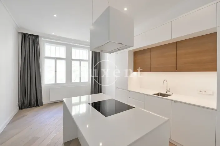 Pronájem bytu 2+kk, Praha - Vinohrady, náměstí Jiřího z Poděbrad, 54 m2