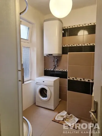Pronájem bytu 1+kk, Karlštejn, 30 m2