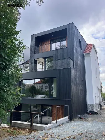 Pronájem atypického bytu, Plzeň, Slovanská, 73 m2