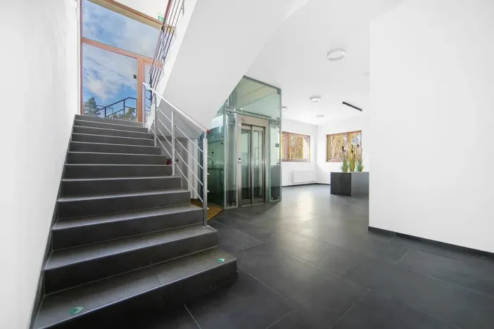 Pronájem bytu 1+kk, Zruč-Senec, Sportovní, 29 m2