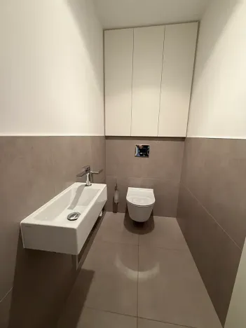 Pronájem rodinného domu, Praha - Horní Měcholupy, U Golfu, 227 m2