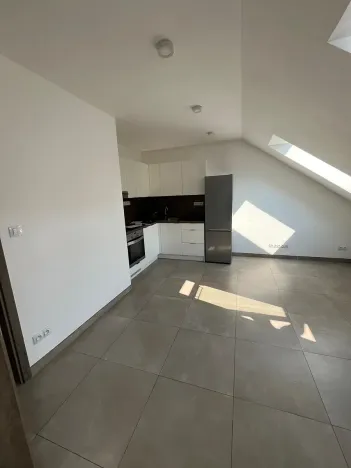Pronájem bytu 2+kk, Kolín, Sokolská, 44 m2
