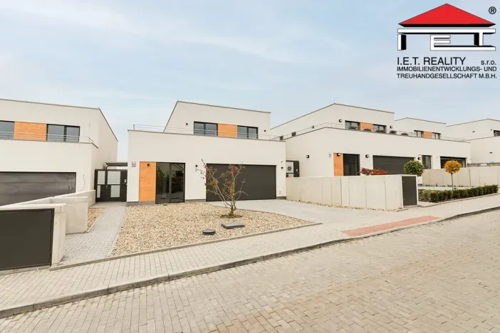 Pronájem rodinného domu, Moravany, Brněnská, 216 m2