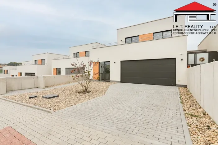Pronájem rodinného domu, Moravany, Brněnská, 216 m2