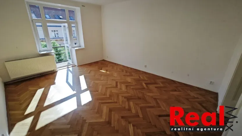 Pronájem bytu 3+1, Brno - Veveří, Čápkova, 108 m2