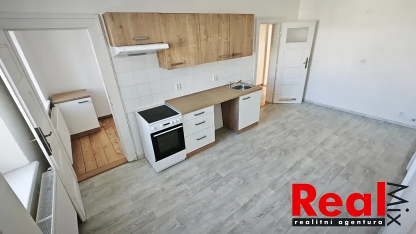 Pronájem bytu 3+1, Brno - Veveří, Čápkova, 108 m2