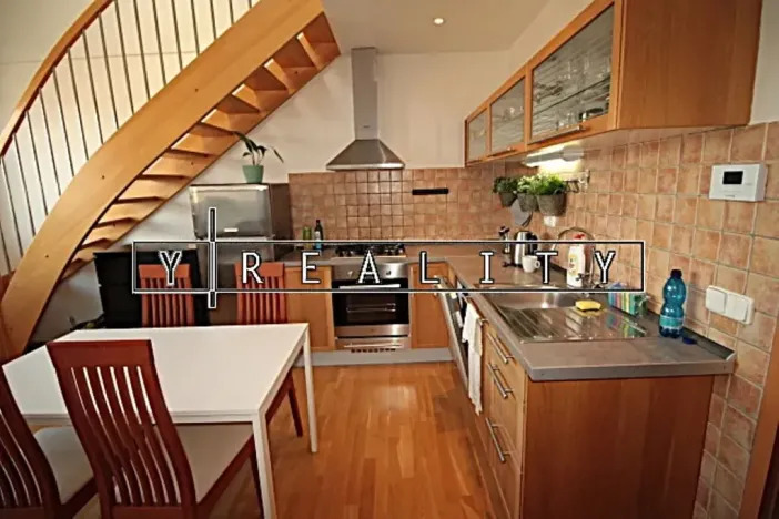 Pronájem bytu 3+kk, Praha - Holešovice, Jateční, 67 m2