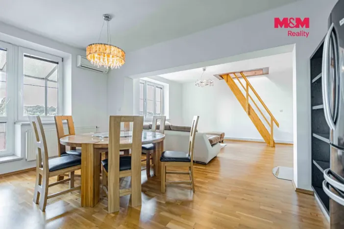 Prodej činžovního domu, Brušperk, náměstí J. A. Komenského, 350 m2