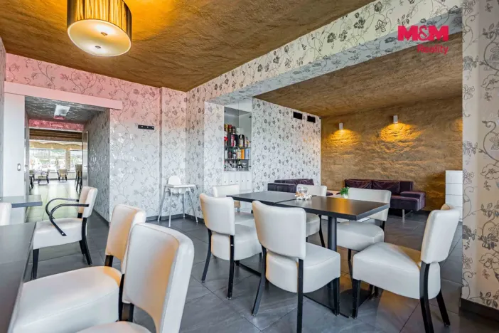 Prodej činžovního domu, Brušperk, náměstí J. A. Komenského, 350 m2