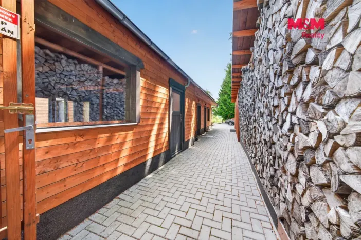 Prodej rodinného domu, Nová Bystřice - Albeř, 259 m2
