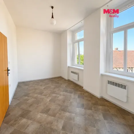 Pronájem bytu 1+kk, Dašice, Křičenského, 25 m2