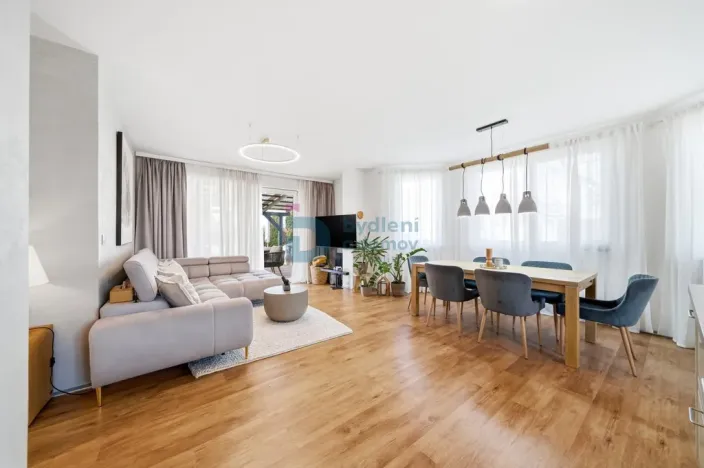Prodej rodinného domu, Hlušovice, U Potoka, 161 m2