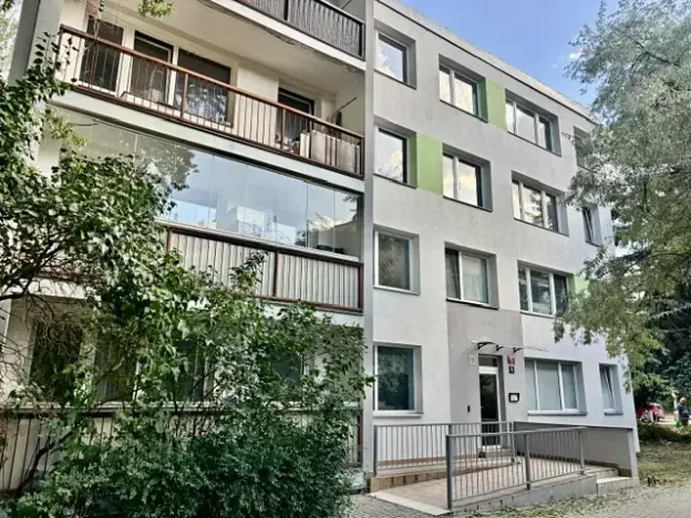 Pronájem bytu 3+1, Praha - Střížkov, Harrachovská, 60 m2