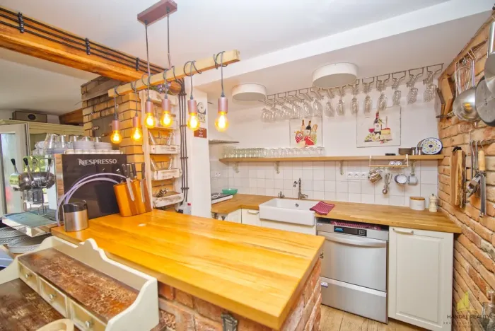 Prodej ubytování, Strachotín, Sklepní, 300 m2