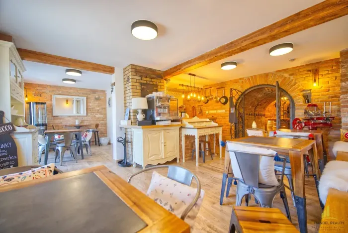 Prodej ubytování, Strachotín, Sklepní, 300 m2
