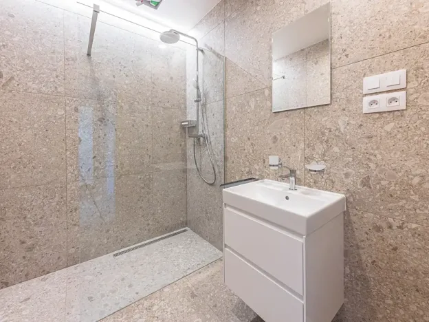 Pronájem bytu 2+kk, Praha - Nusle, Svatoslavova, 49 m2