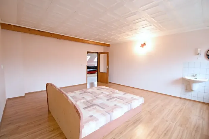 Pronájem bytu 3+1, Domažlice, Msgre. B. Staška, 125 m2