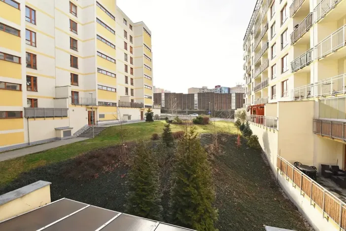 Pronájem bytu 3+kk, Praha - Kunratice, Za valem, 89 m2