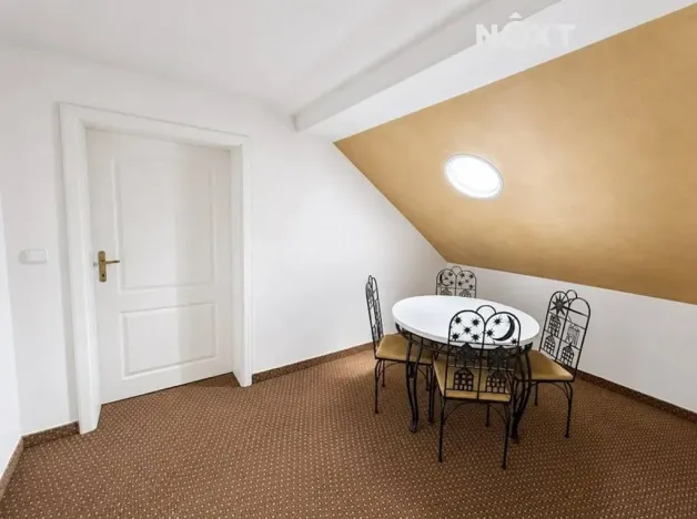 Pronájem bytu 3+1, Hosín, 140 m2