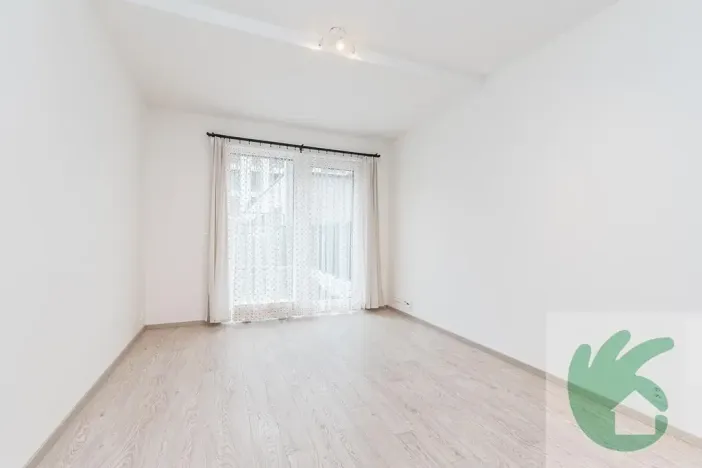 Pronájem bytu 1+kk, Praha - Strašnice, Počernická, 26 m2