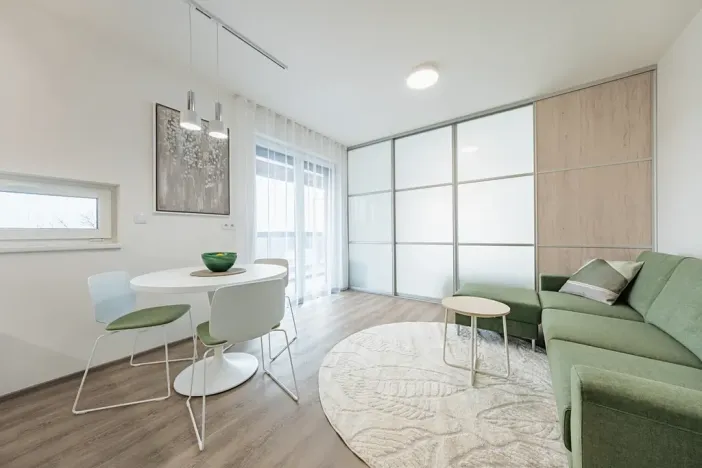 Pronájem bytu 3+kk, Praha, Výstavní, 72 m2