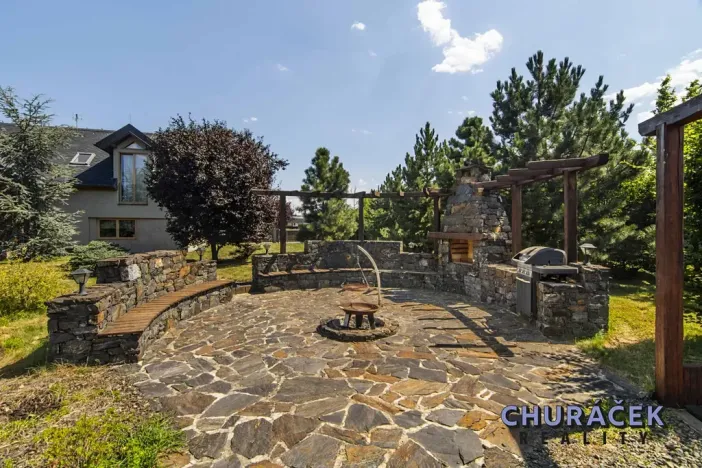 Prodej rodinného domu, Černošice, Foglarova, 400 m2