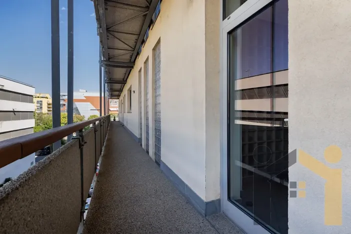 Prodej bytu 2+kk, Praha - Libeň, Českomoravská, 64 m2