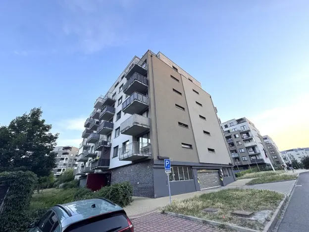 Pronájem bytu 2+kk, Praha - Střížkov, Zakšínská, 54 m2