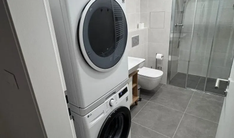 Pronájem bytu 3+kk, Praha - Řeporyje, Haenkeho, 80 m2