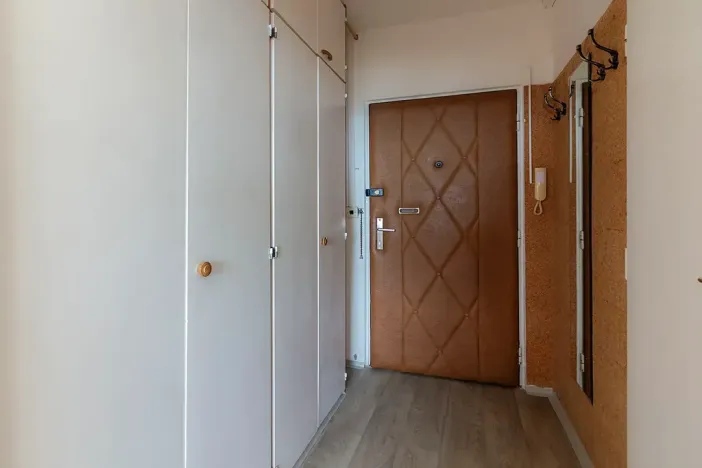 Pronájem bytu 1+kk, Praha - Kobylisy, Kyselova, 23 m2
