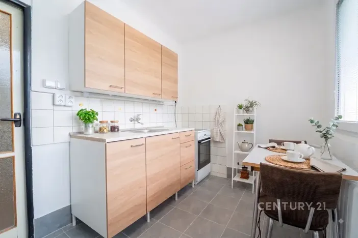 Pronájem bytu 1+1, Kolín, Na Magistrále, 30 m2