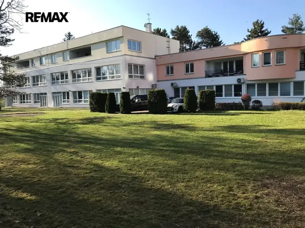 Pronájem bytu 5+kk, Praha - Hodkovičky, Údolní, 182 m2