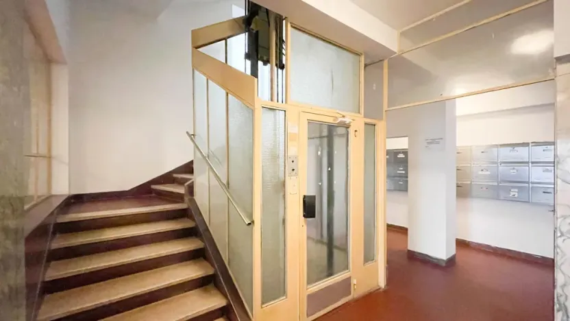 Pronájem bytu 1+kk, Praha - Staré Město, Bartolomějská, 25 m2