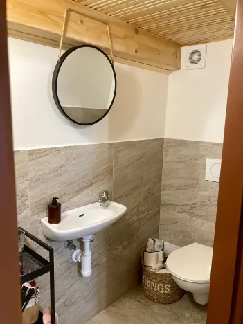 Pronájem bytu 2+kk, Praha - Košíře, Vrchlického, 46 m2