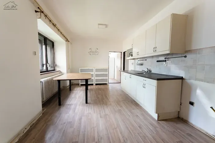 Prodej rodinného domu, Račiněves, 574 m2