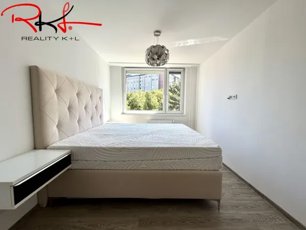 Prodej bytu 4+kk, Praha - Černý Most, Generála Janouška, 100 m2