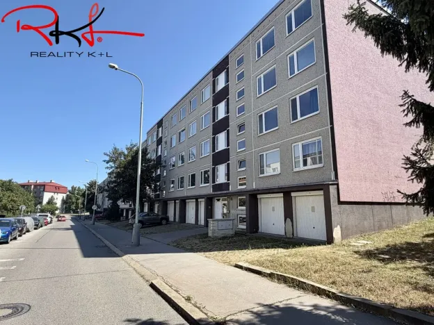 Prodej bytu 4+kk, Praha - Černý Most, Generála Janouška, 100 m2