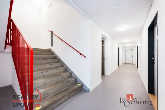 Pronájem bytu 1+kk, Vyškov - Vyškov-Předměstí, Hybešova, 30 m2