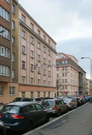 Pronájem bytu 1+1, Praha, Slezská, 43 m2