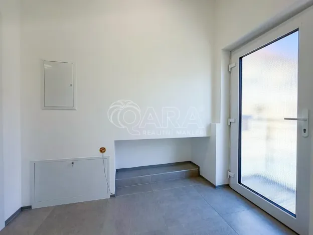 Pronájem bytu 1+kk, Křížkový Újezdec - Čenětice, 23 m2
