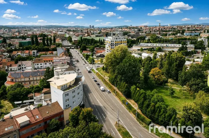 Prodej garáže, Brno, Bubeníčkova, 14 m2