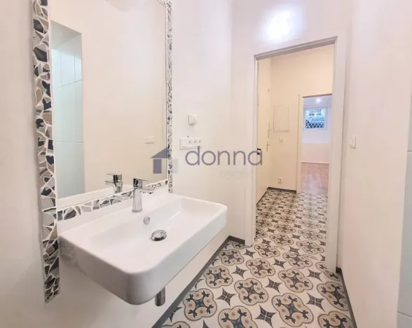Pronájem obchodního prostoru, Praha, Žitomírská, 68 m2