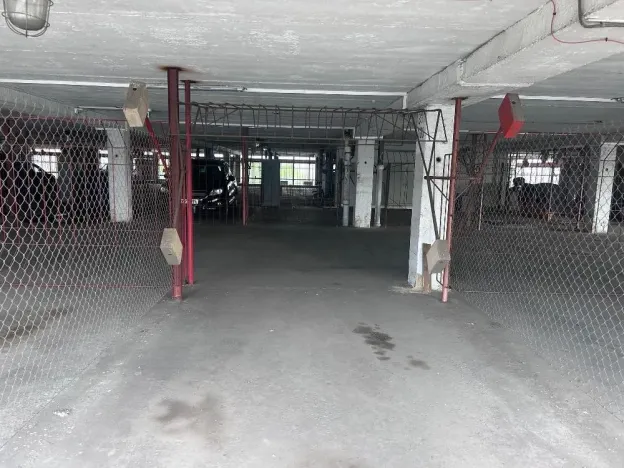Prodej garážového stání, Praha - Střížkov, Lovosická, 18 m2